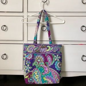 Vera Bradley tote bag